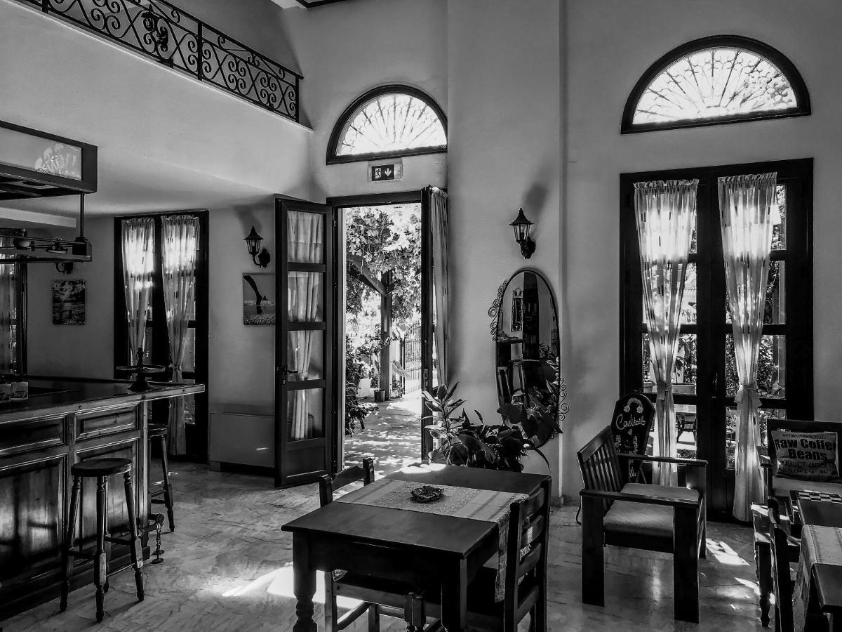 Ulysses Hotel Methoni  Exterior foto