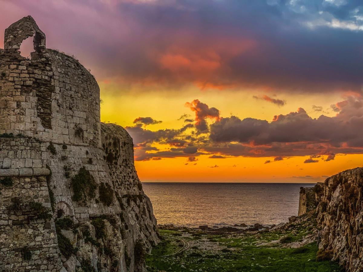 Ulysses Hotel Methoni  Exterior foto
